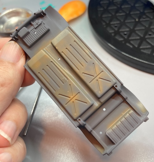 Some brown weathering is around the detail spots on the underbody.
