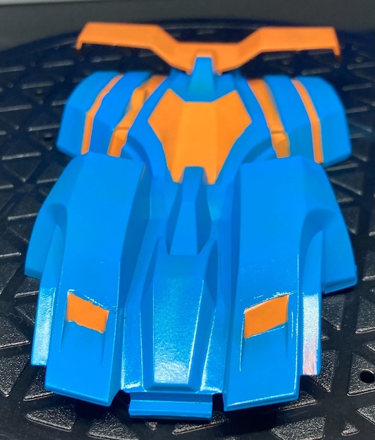 The blue colour coat is present now.